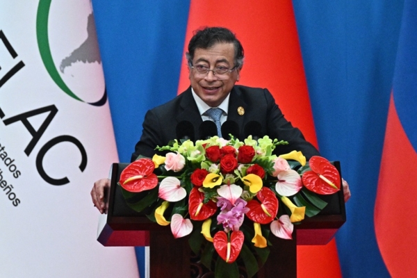 Colombia firma un acuerdo con China para sumarse a la Iniciativa de la Franja y la Ruta