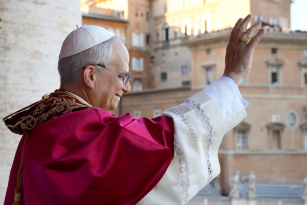El Papa León XIV propone una Iglesia misionera, dialogante y abierta a los que sufren
