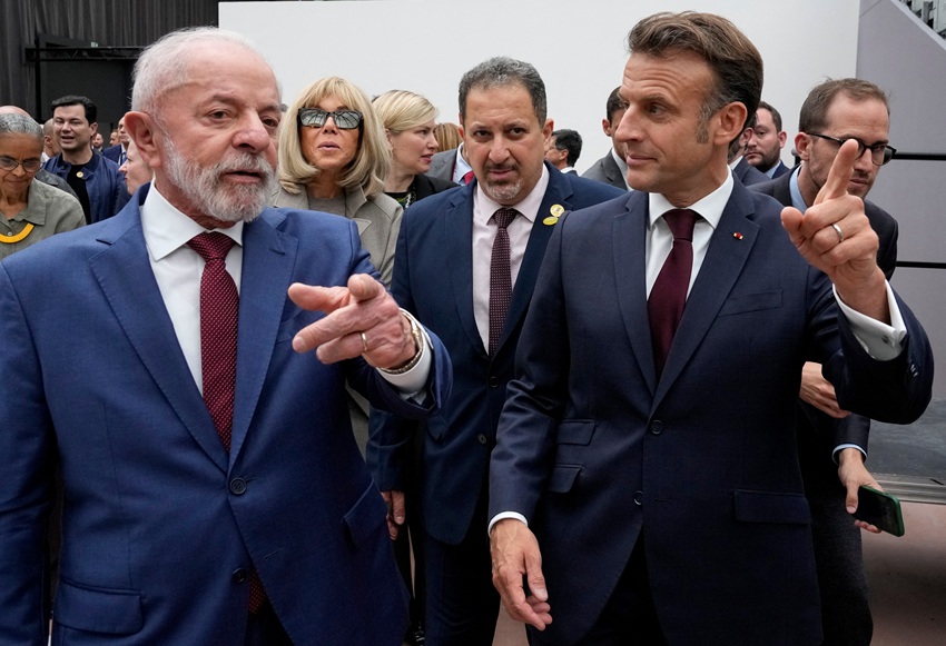 Macron pide cambios en el acuerdo UE-Mercosur para firmarlo en 2025