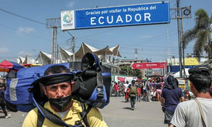 Los migrantes dan la vuelta: Miles retornan desilusionados del “sueño americano”