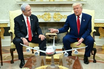 Ataque israel&iacute; al L&iacute;bano retrasa acuerdo de paz entre EEUU e Ir&aacute;n y enfurece a Trump
