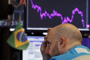 Bolsa de S&atilde;o Paulo cede un 0,88% y bolsa de Buenos Aires cierra con ca&iacute;da de 3,84%