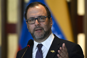 Canciller Yván Gil dice que China y Venezuela evalúan «riesgos» en Latinoamérica