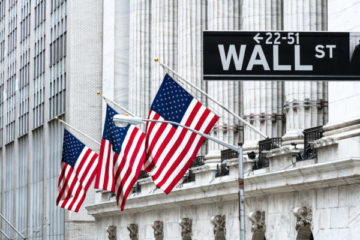 Wall Street cierra en verde impulsado de nuevo por las tecnol&oacute;gicas