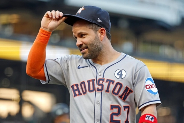 José Altuve camino a otra marca histórica en Houston
