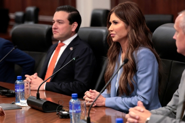 Alta responsable de EEUU elogia acuerdo migratorio con Panamá y pide replicarlo