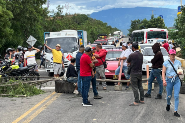 Protestas y bloqueos viales en el Norte de Santander ralentizan intercambio comercial con Venezuela