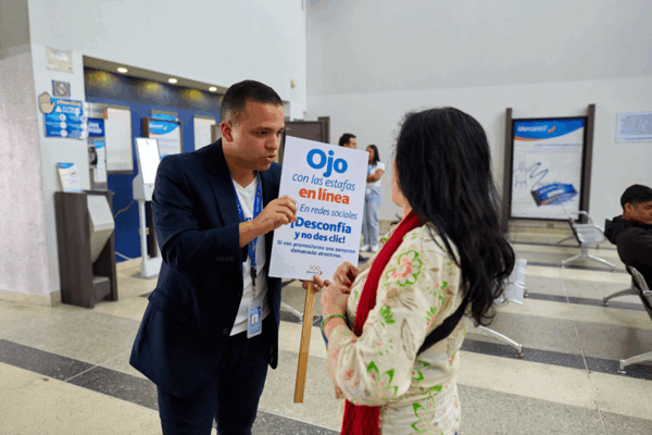 Mercantil impulsa la prevención de estafas en línea con jornadas educativas en sus oficinas
