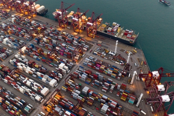 Exportaciones de China crecieron en junio, sobre todo las destinadas a EEUU