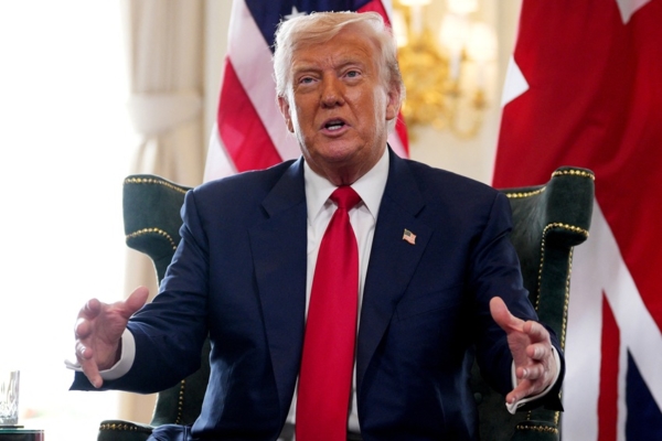 Trump da «10 o 12 días» a Putin para que ponga fin a la guerra de Ucrania