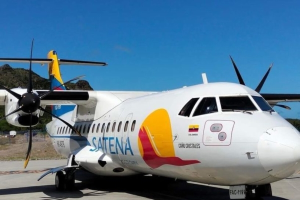 La aerolínea estatal colombiana Satena suspende temporalmente sus vuelos a Venezuela