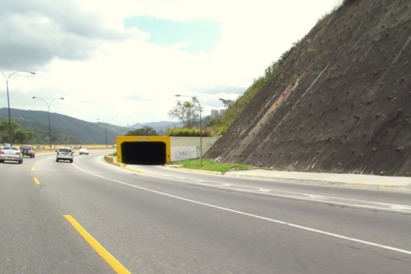 #Dato: Cerrarán parcialmente viaducto de Turumo sentido Guarenas–Caracas por trabajos de mantenimiento