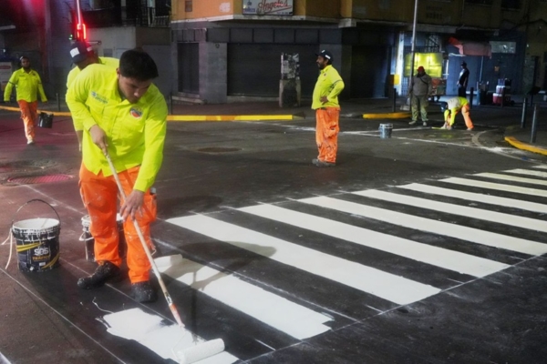 Tomen sus previsiones: INTT realiza trabajos nocturnos de demarcación vial en la Av. Baralt
