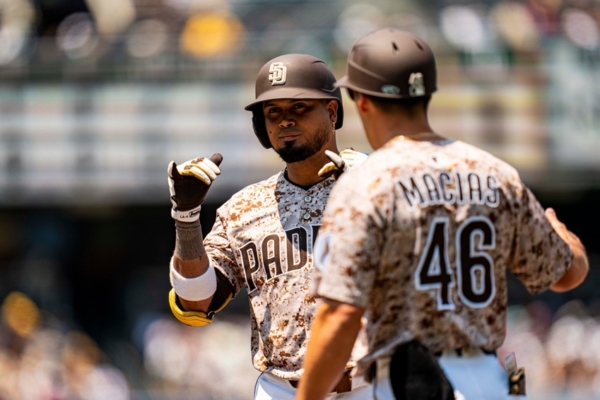 Luis Arráez extendió a 16 juegos en fila con hits