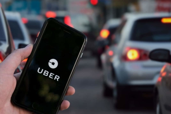 Uber aumenta beneficios y anuncia recompra de acciones por 20.000 millones de dólares