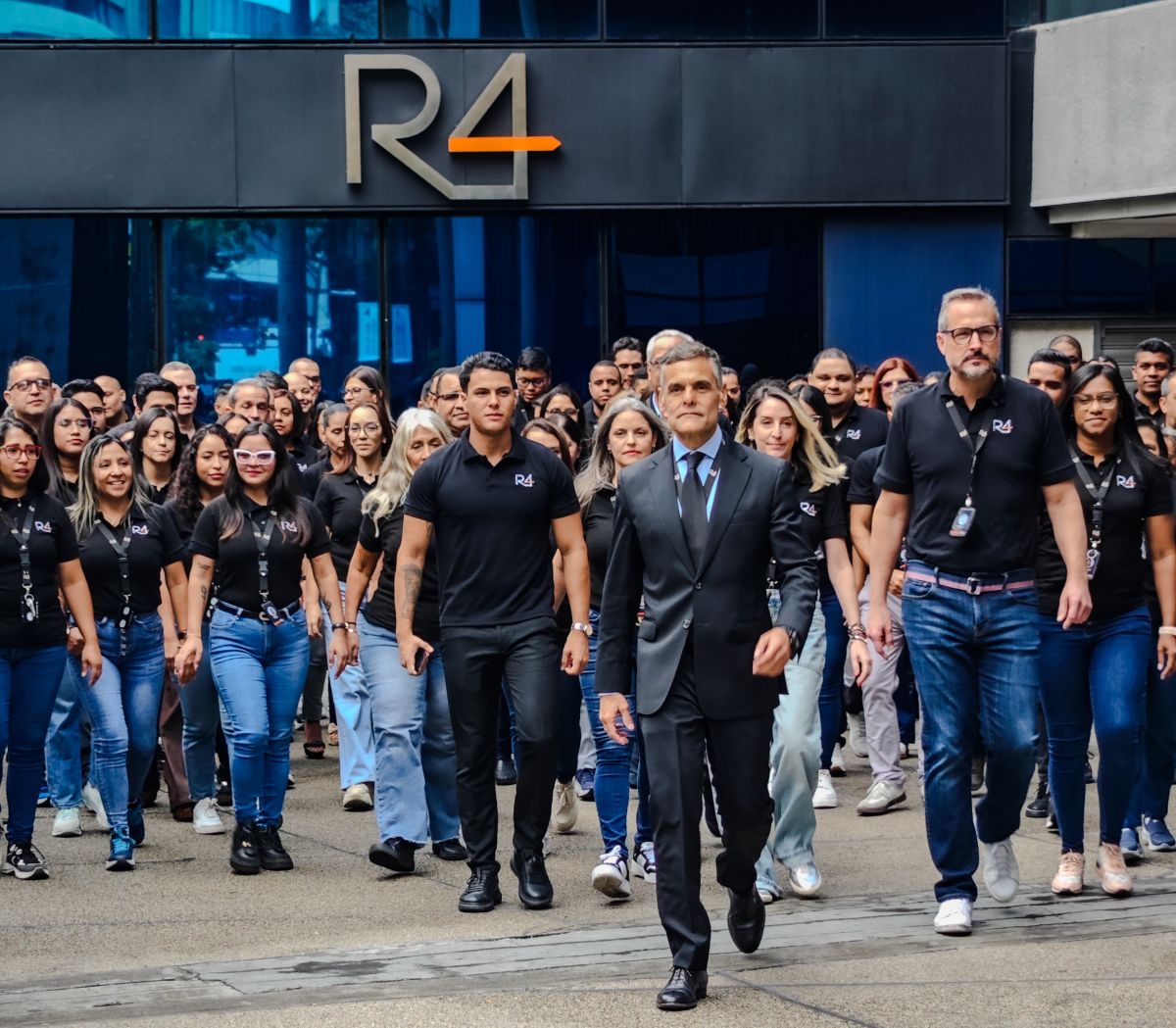 Ricardo IV Montilla: R4 Banco se prepara para ser la principal plataforma transaccional del país