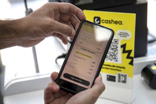 Venezolanos resuelven mercado y compras con Cashea: «El financiamiento nos ayuda a estar en mejores condiciones»