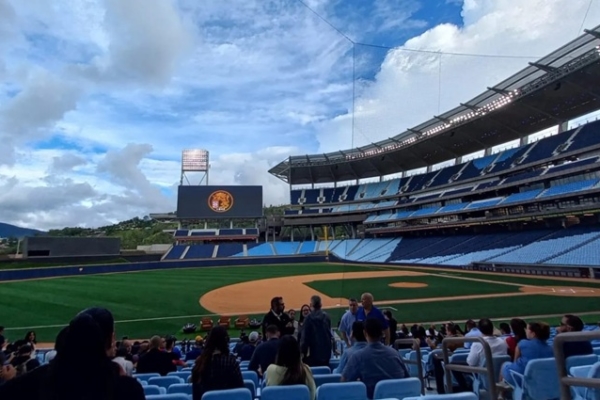 Abonos de Leones del Caracas para la temporada 25-26 de la LVBP supera los US$ 2.000