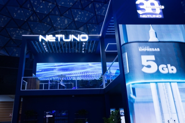 NetUno celebra 30 años de conexión e innovación y dice presente en Fitelven 2025