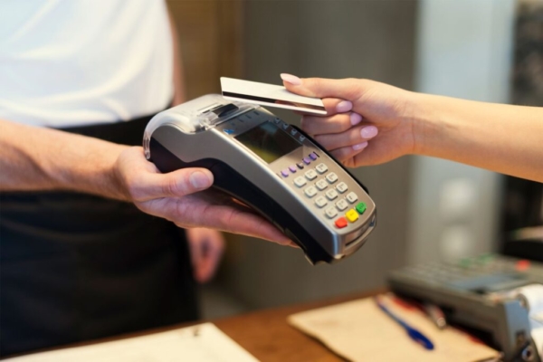 Asobanca: el 30% de las operaciones por puntos de venta en el país se hace por Contactless