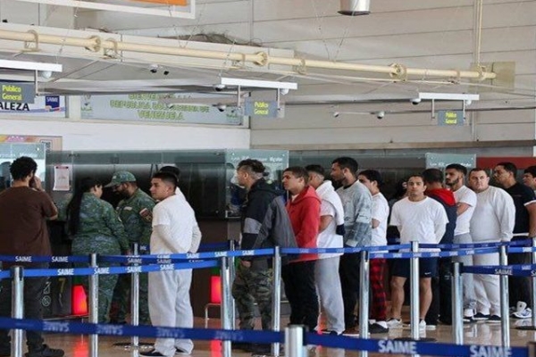 Retornan 185 migrantes venezolanos procedentes de EE.UU.: suman más de 1.300 en lo que va de año