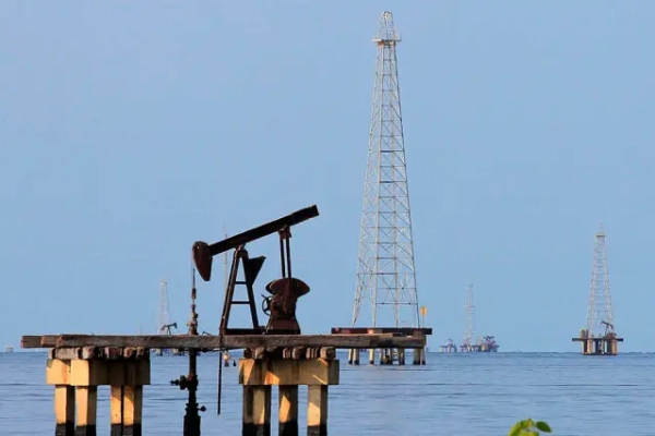 Reuters: Llega a Venezuela una instalación petrolera flotante para proyecto de China Concord