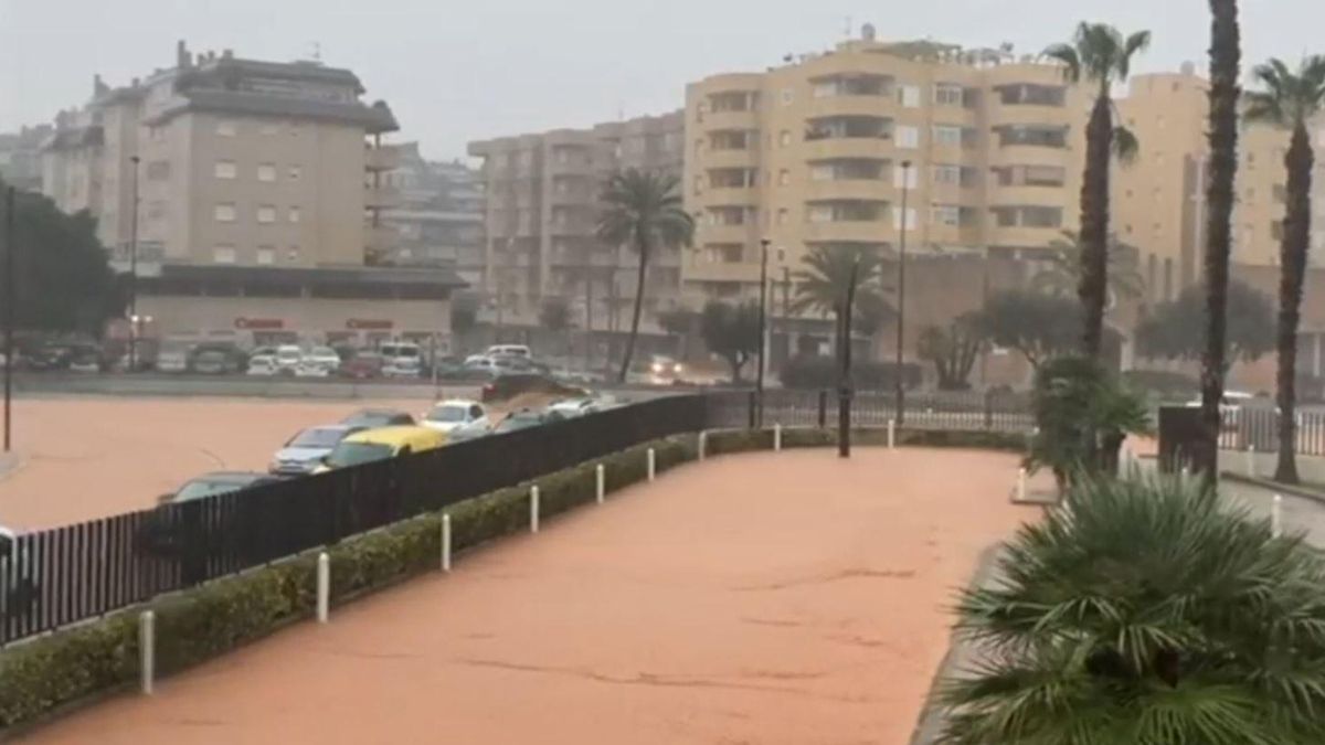 Lluvias en España ocasionan cortes de luz, cancelación de vuelos e inoperatividad en aeropuerto de Ibiza