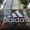Adidas cae un 10,4% en bolsa tras comentarios cautelosos sobre las ventas en EE.UU.