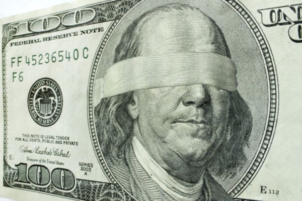 Dólar oficial aprieta el paso con alza de 1,62% y se cotizará en Bs.262,10 este 10 de diciembre