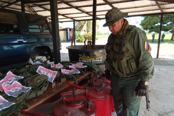 Venezuela anuncia destrucción de dos campamentos de «terroristas narcotraficantes» colombianos