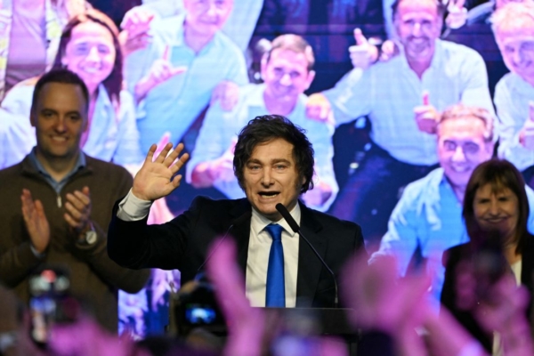 Milei logró un sorpresivo y contundente triunfo en elecciones legislativas argentinas