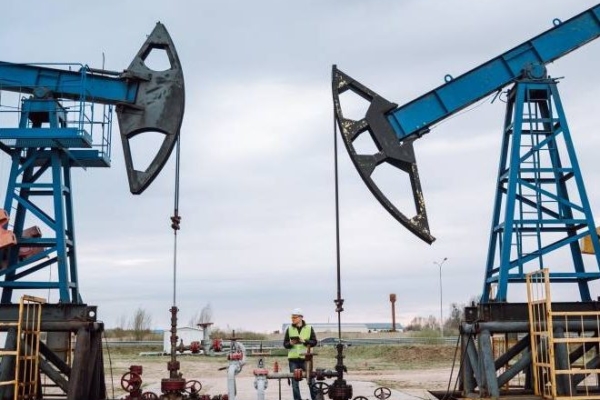 EE.UU. sanciona a las dos principales petroleras rusas por la guerra con Ucrania