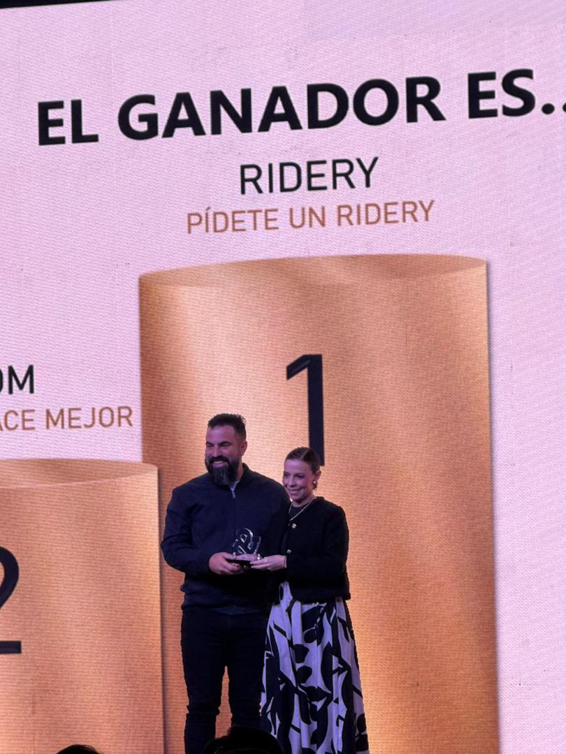 Ridery se llevó galardón en los Premios P&#038;M