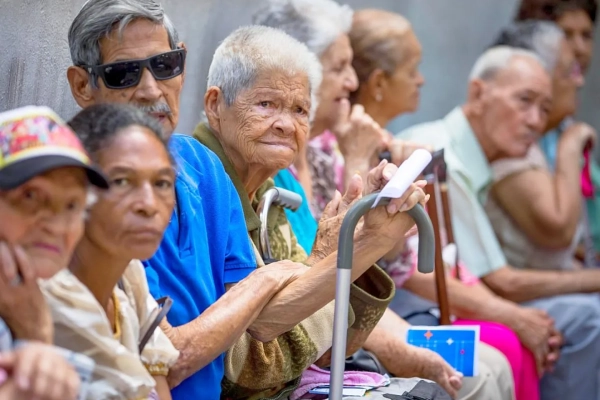 Venezuela envejece aceleradamente: 35% de los hogares está integrado por adultos mayores que viven solos