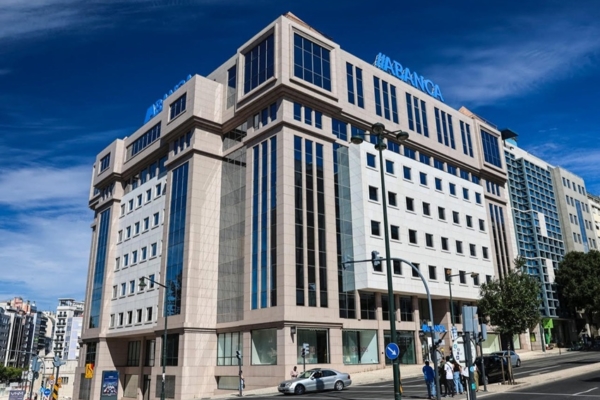 Abanca se consolida como uno de los principales bancos en Portugal: Estas son las razones