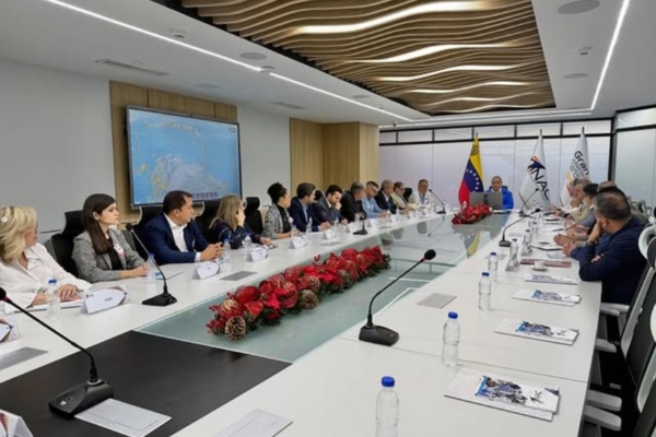 Gobierno venezolano y aerolíneas se reunieron para garantizar la continuidad de los vuelos