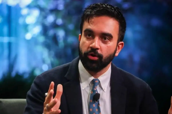 Zohran Mamdani, primer alcalde socialista y musulmán de Nueva York, promete proteger a inmigrantes