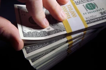 Crean fondo de reconstrucci&oacute;n de hospitales y viviendas con aporte inicial de US$200 millones