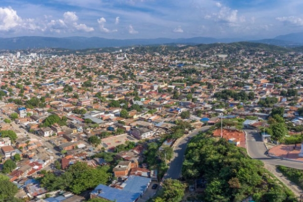 Prevén un aumento del 30% de consumidores venezolanos en Cúcuta por la temporada de Navidad