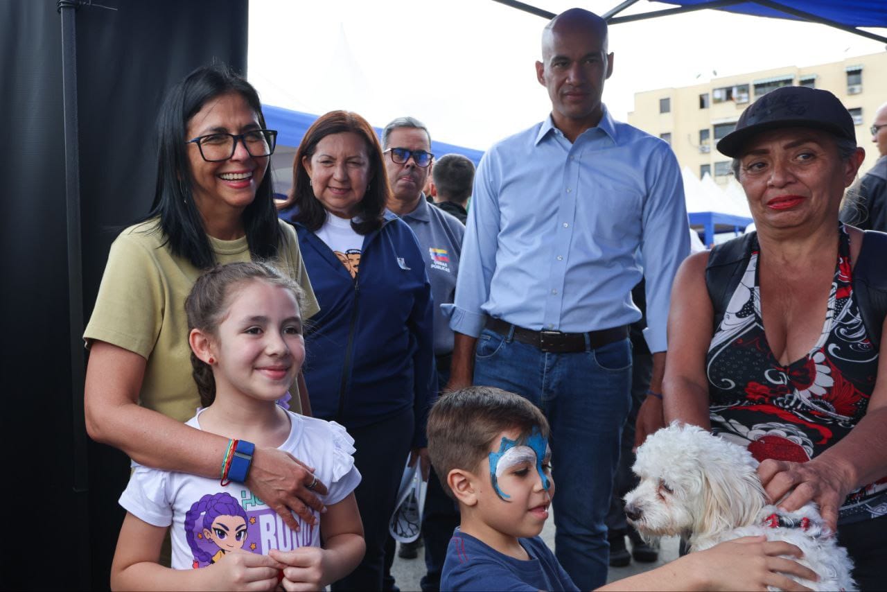 Presidenta (e) ultimar&aacute; detalles sobre fondos soberanos con gabinetes de econom&iacute;a y servicios