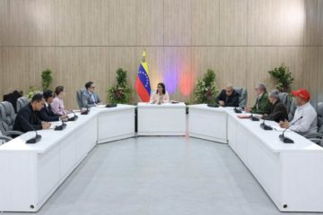 Delcy Rodr&iacute;guez designa a Calixto Ortega como vicepresidente Sectorial de Econom&iacute;a