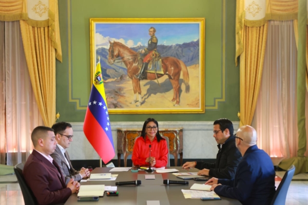 Delcy Rodr&iacute;guez proyecta crecimiento de 30% en la producci&oacute;n nacional de oro para 2026