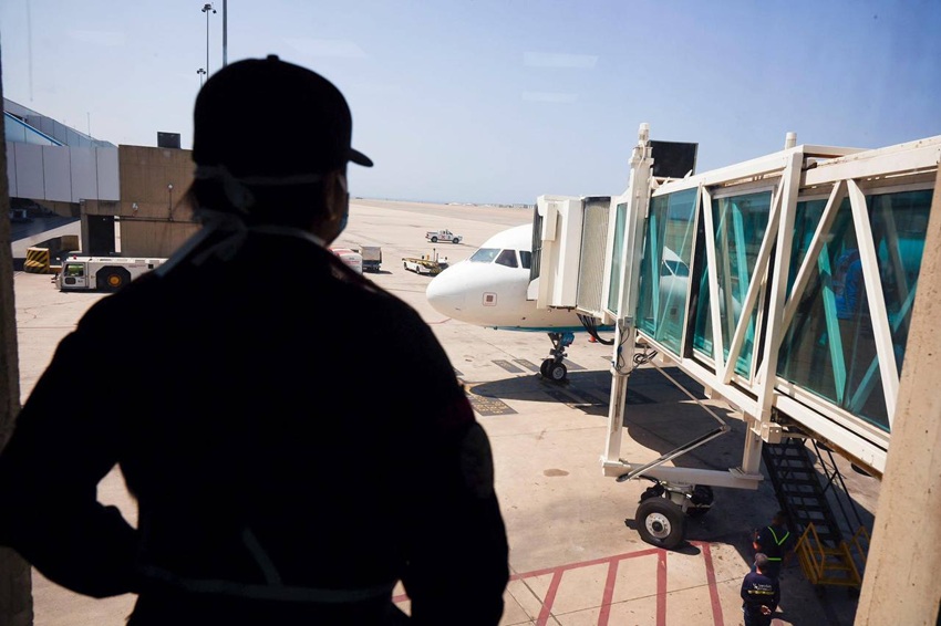 M&aacute;s de 120 migrantes llegaron a Venezuela en un vuelo de repatriaci&oacute;n procedente de EEUU