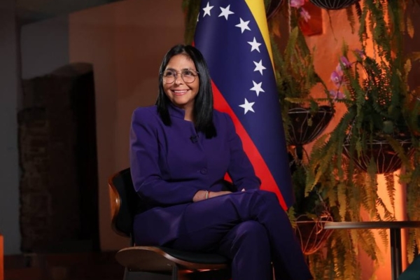 &laquo;Me han invitado&raquo;: Delcy Rodr&iacute;guez est&aacute; contemplando viajar a EEUU