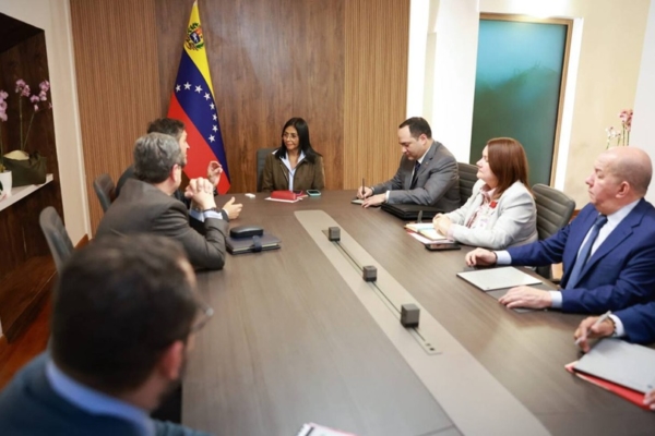 Delcy Rodr&iacute;guez se reuni&oacute; con Repsol y Maurel & Prom: Buscan crear alianzas para robustecer la producci&oacute;n petrolera