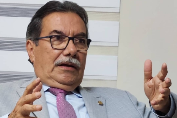 Advierte Rafael Quiroz: aumento de producci&oacute;n petrolera de 300.000 bd hasta 2027 &laquo;es optimista&raquo;