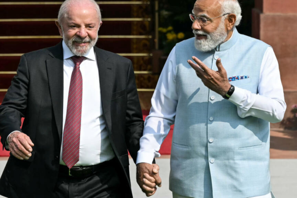 Lula y Modi acuerdan reforzar cooperaci&oacute;n sobre minerales cr&iacute;ticos y tierras raras