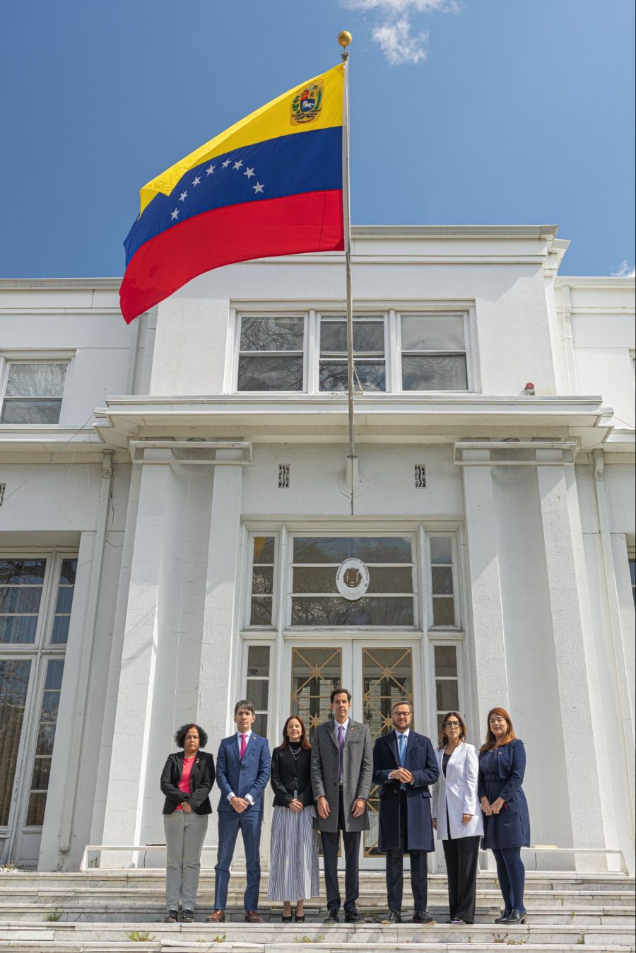 Gobierno venezolano retom&oacute; control de sus sedes diplom&aacute;ticas en EEUU