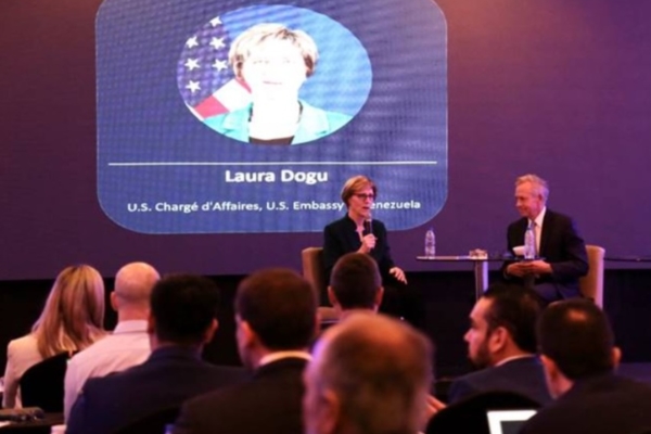 Laura Dogu se reuni&oacute; con inversionistas en Caracas: Dio a conocer las oportunidades que tiene Venezuela