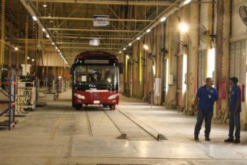 Supervisan la planta de autobuses Yutong: Trabajan para recuperar la flota y el ensamblaje de nuevas unidades